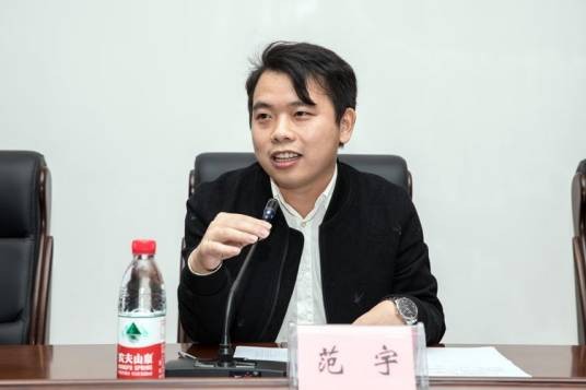 范宇（简阳市作家协会主席）