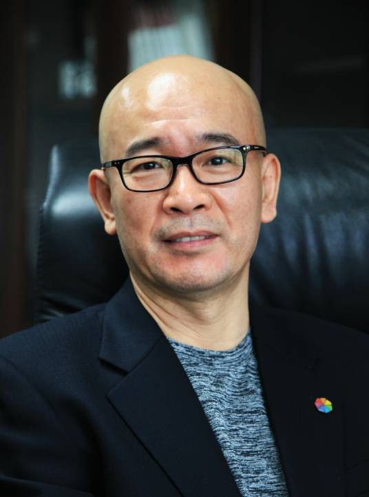赵海城（中国制片人、中国网络视听协会网络剧微电影专业委员会理事长、中国电影股份有限公司副总经理）