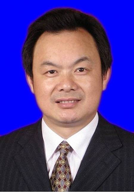 李鹏兴