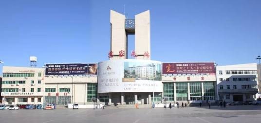 苏家屯站（中国辽宁省沈阳市境内铁路车站）