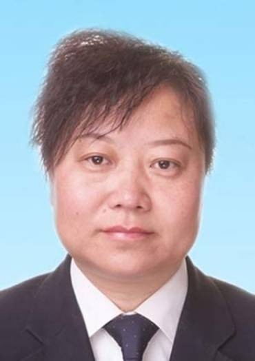 杨春霞(内蒙古阿拉善盟住房和城乡建设局四级调研员)