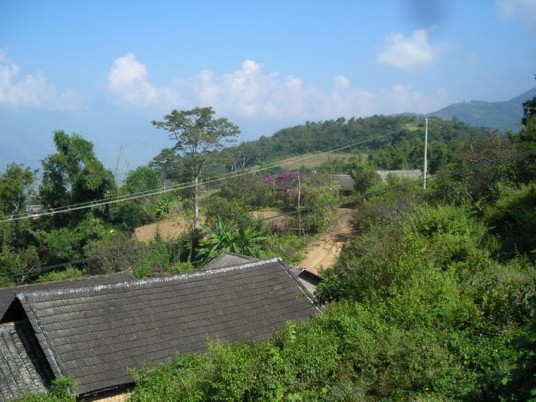 大尖山自然村（云南省临沧市耿马傣族佤族自治县勐撒镇户肯村辖自然村）