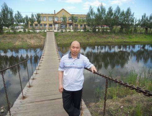 李海(黑龙江绥棱县第一中学教师)