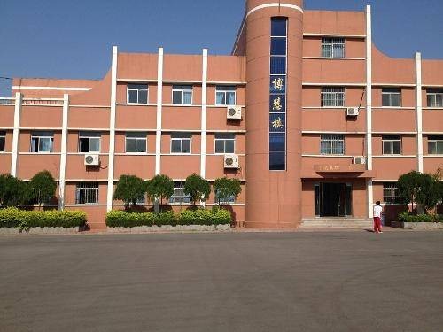 东营市胜利四中