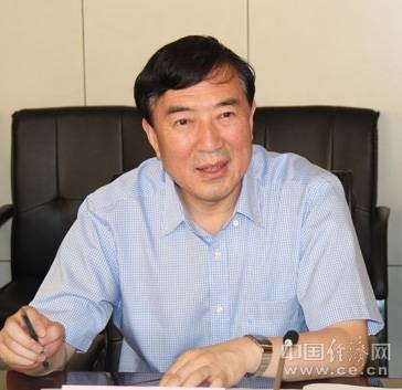 齐峰（山西省新闻出版广电局原党组书记、局长）