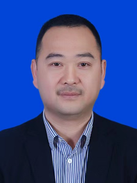 邓斌（四川省德阳市中江县人民政府副县长、凯州新城党工委委员）