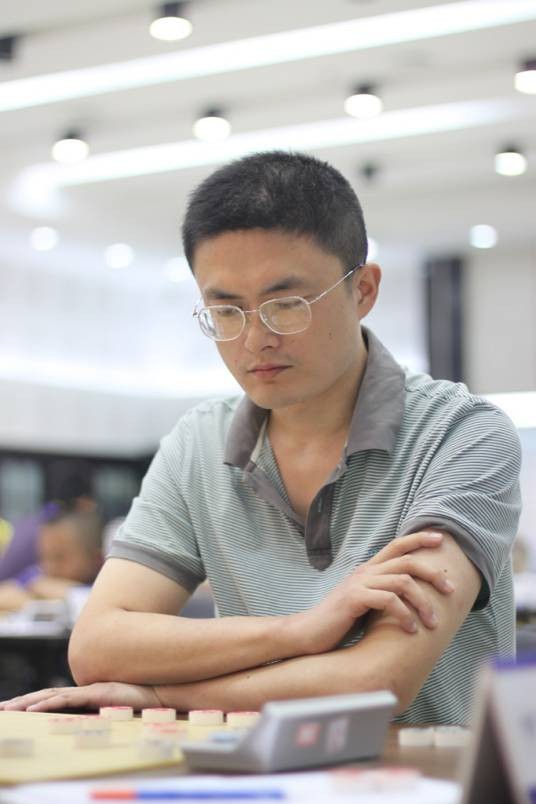 严俊（湘潭籍象棋大师）
