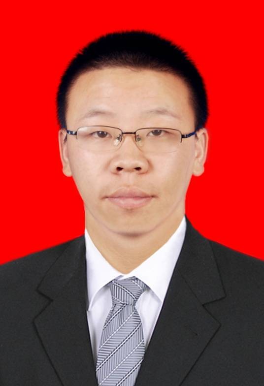 张亚东(重庆聚点文化传媒有限公司执行董事)