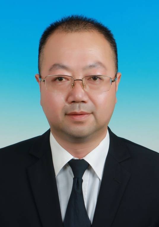 张伟锋(浙江省玉环市教育局党委委员、玉环中学党总支书记)