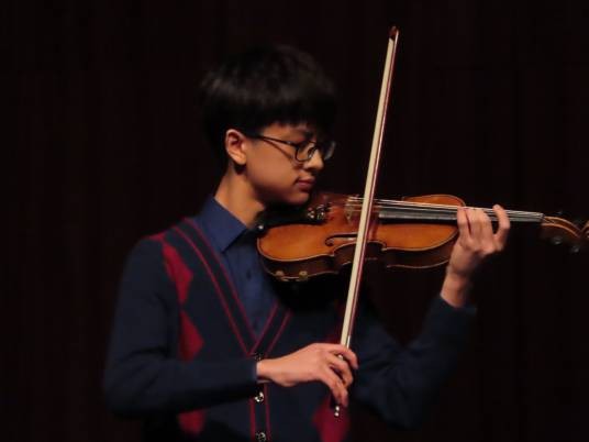 赵俊杰（中央音乐学院附中学生）