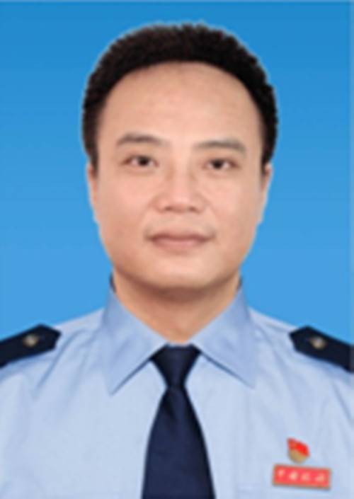 叶帆(国家税务总局深圳市盐田区税务局副局长)