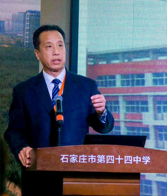 夏强(石家庄市第四十四中学党委书记)