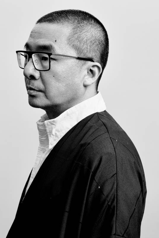 苏丹(民进中央委员,中国工艺美术馆、中国非物质文化遗产馆副馆长)