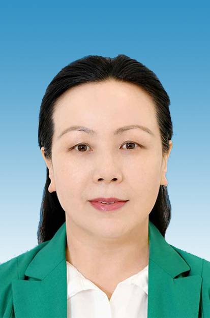 李莉（内蒙古自治区文化和旅游厅党组成员、内蒙古艺术剧院院长、党委书记）