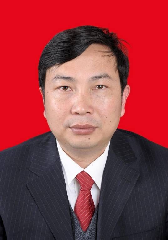 陈立构