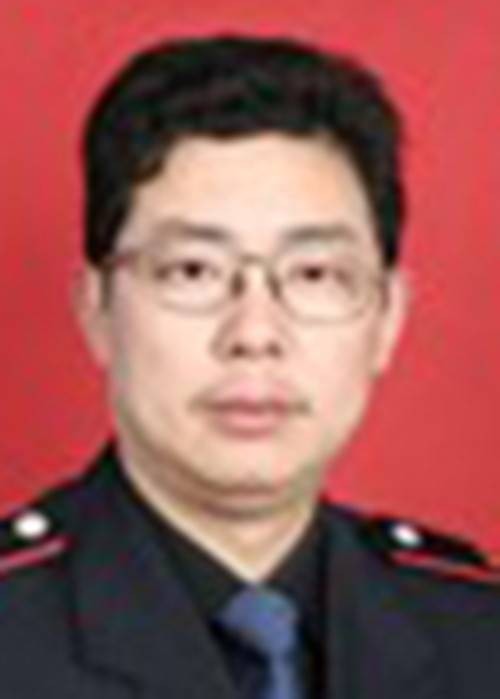 张军(国家税务总局盐城市税务局副局长)