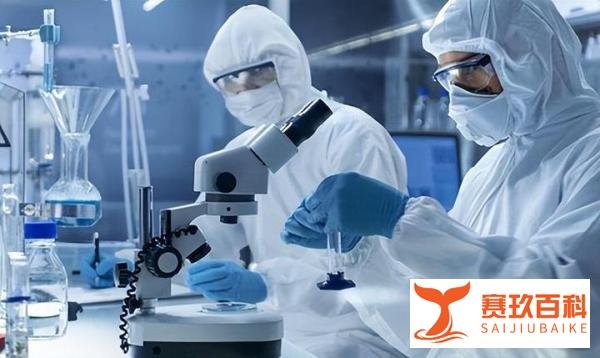 男子湘江里钓到68斤鱤鱼,科学论述,野生鱤鱼跟养殖的有何差别?