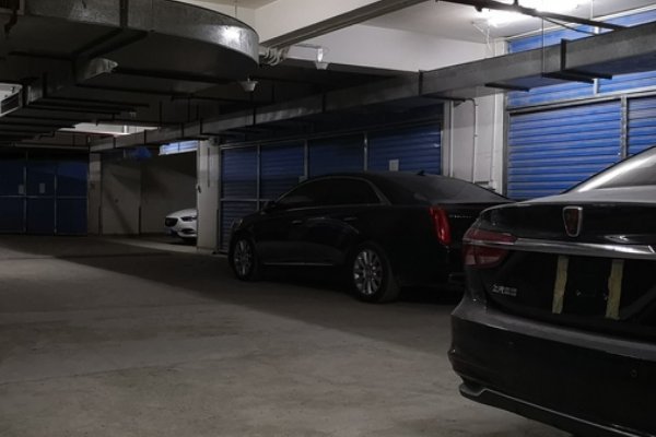 如何看待业主买19个地下车位改建透析医院？