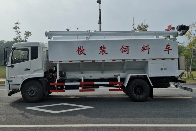 猪场专用运饲料是什么车，价位是多少