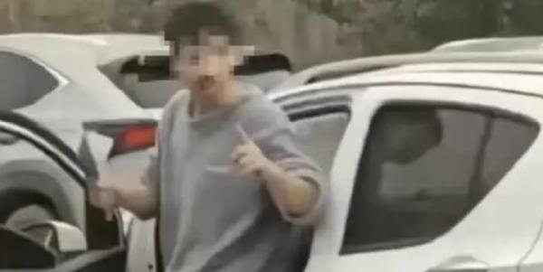 网友暴怒：兰州三岁男童煤气中毒离世！120求助电话录音曝光！