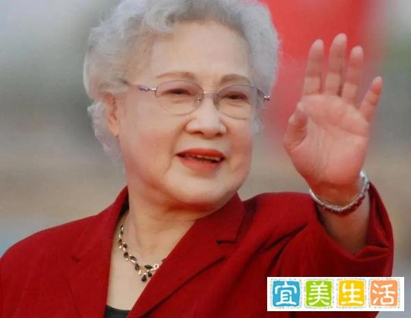 秦怡是来“渡劫”的!