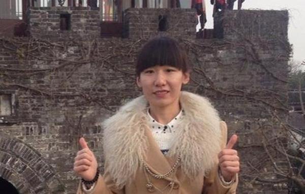 殷世航与何婧婧的爱情,备受关注,实际上已经是,结婚了的表现
