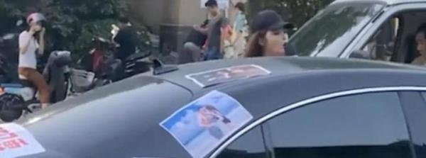 孕妇奔驰贴照片，喊麦找渣男，已婚装单身，女子已怀孕两个月！