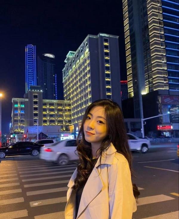 播表考生专访—王祖儿 极度自信 极度自卑