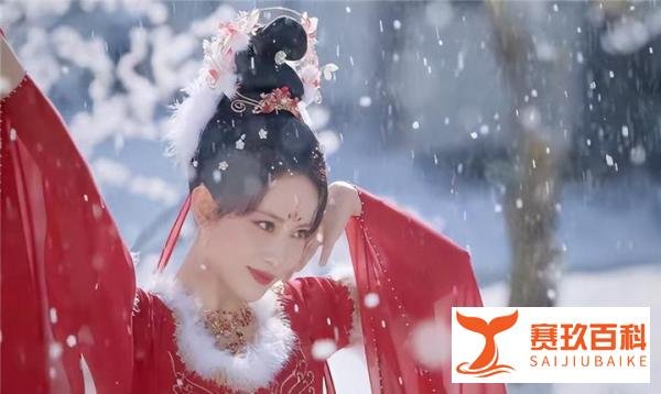 《花琉璃》：狠人就在眼前，扮猪吃老虎，嘉敏成手下败将不冤枉