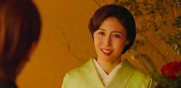 这岛国五十岁明星阿姨，也太美了吧？