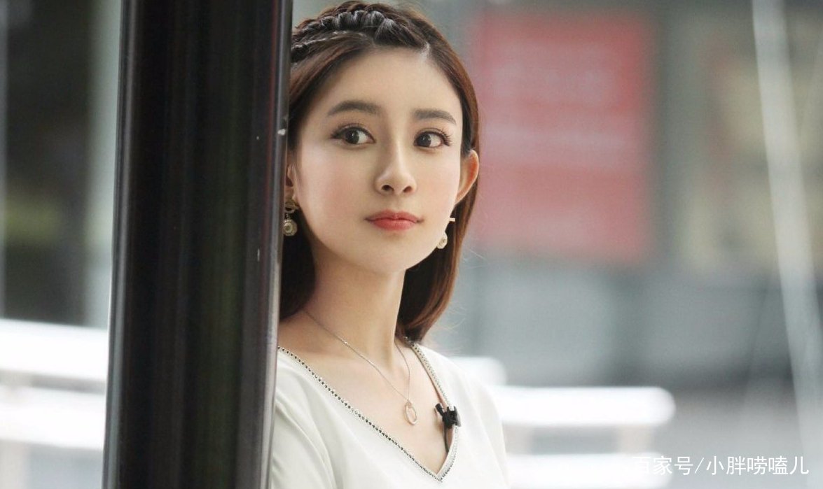 郭麒麟被官宣分手，网友吐槽：德云社少夫人，她不配！她是谁？