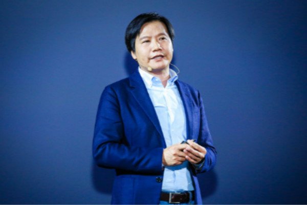 关于雷军称不送充电器创意是他首创一事,你有何看法?