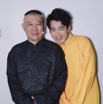 郭德纲儿子郭麒麟喊话：我开跑车怎么了？为什么郭麒麟炫富就没人讨厌呢？