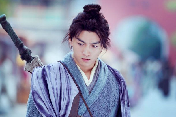 陈家洛的师傅袁士宵,武功有没有张召重高?