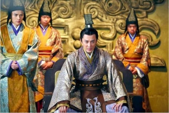 杨文广是杨六郎的儿子吗？那杨宗宝是谁的儿子？