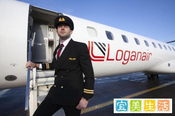 31岁HIV携带者终圆机长梦 航空局为他修改规定