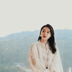 你是怎么看待杜华安慰丁当后，疑似将眼泪抹到对方身上的？