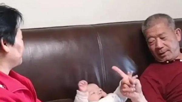 7旬夫妻为3岁女儿庆生，为了照顾年幼的女儿，计划活到110岁