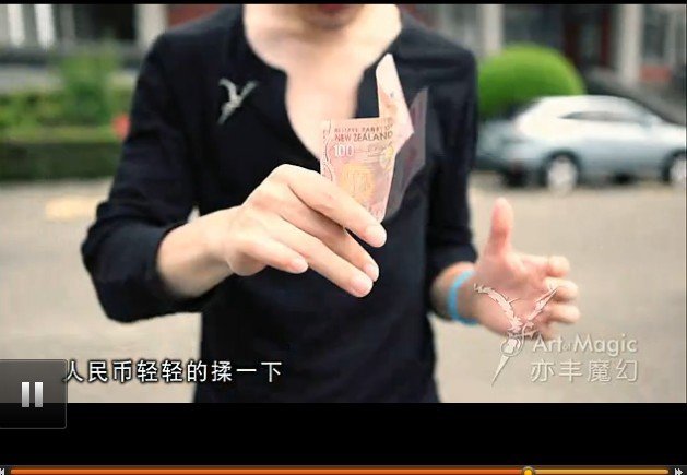 yif魔幻好厉害哦~好想知道他是怎变的，大家有木有知道的，哪怕只破解一小小部分也好，其他的欣赏