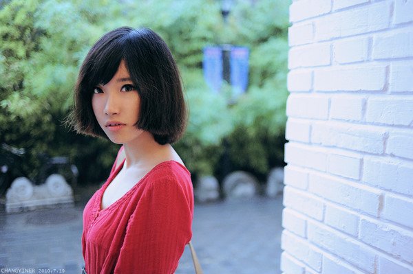 这个女孩是谁