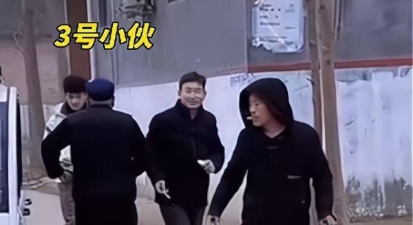 女孩相亲一天见30多个男孩