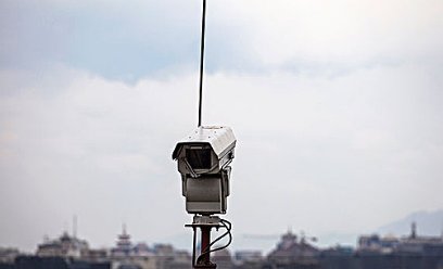 为了防盗?公司给员工更衣室安9个摄像头,是否侵犯了员工的个人隐私?
