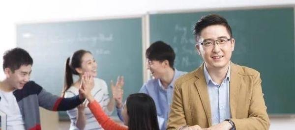 江苏一中学起薪40万招聘教师,看完要求,网友:抱歉!打扰了