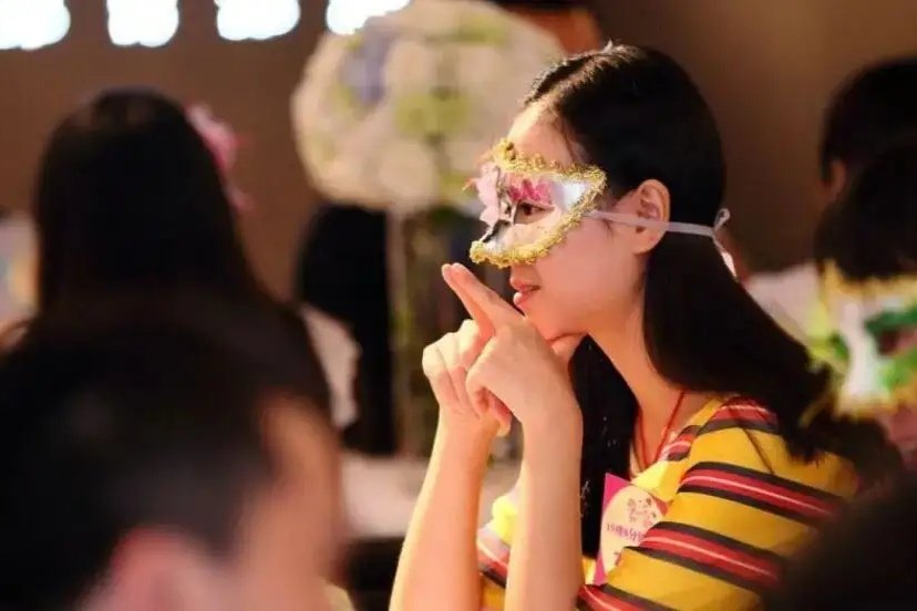 女子回应相亲失败50次，网友为何会对此发布恶评？