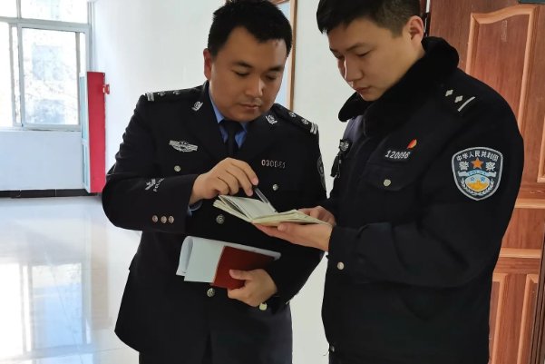四川一女子潜逃14年被抓时正淡定打麻将,女子在17年前做了什么?