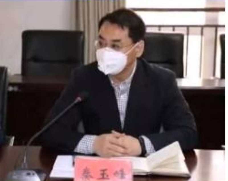 山东胶州市民政局长坠楼，高空摔伤应该如何进行急救？