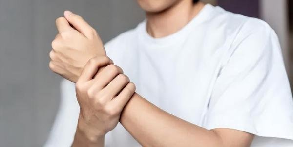 寿命长短,看手就知道?手部能看出寿命长短?医生给出了答案