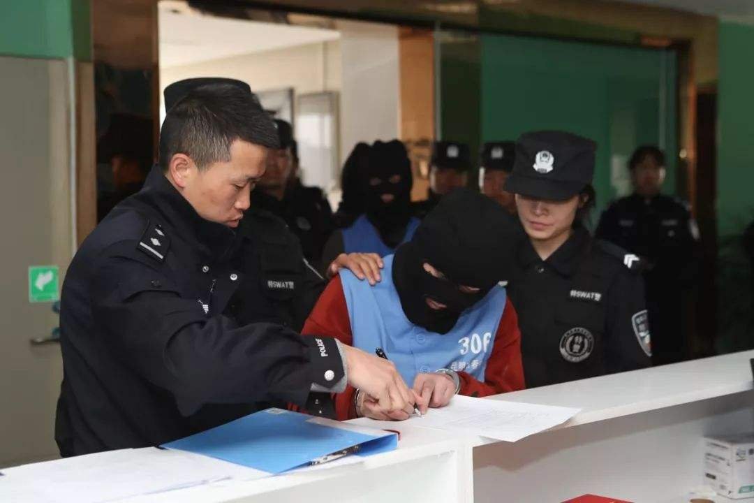 越南逮捕21名中国网络诈骗通缉犯，会向中国移交犯人吗？