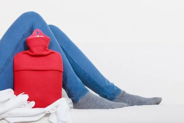 英国不插电保暖产品热卖，热水袋销量激增超200%，受哪些因素影响？