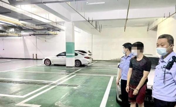不满长期996，网络工程师划车泄愤被刑拘！